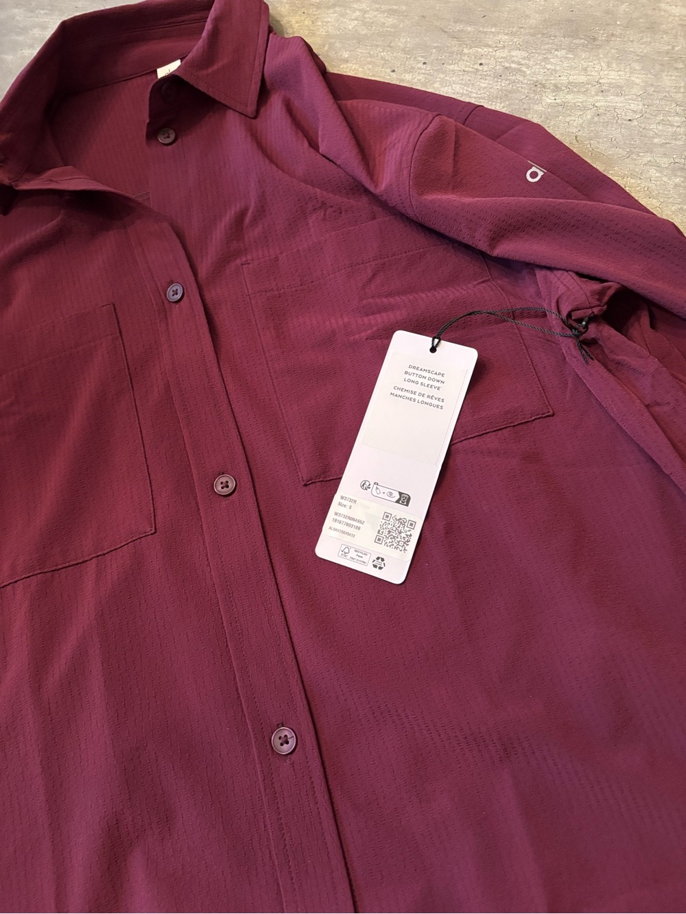ALO Yoga Deep Wine Button-Up Top and high waist airlift leggings. - Picture 8 of 14